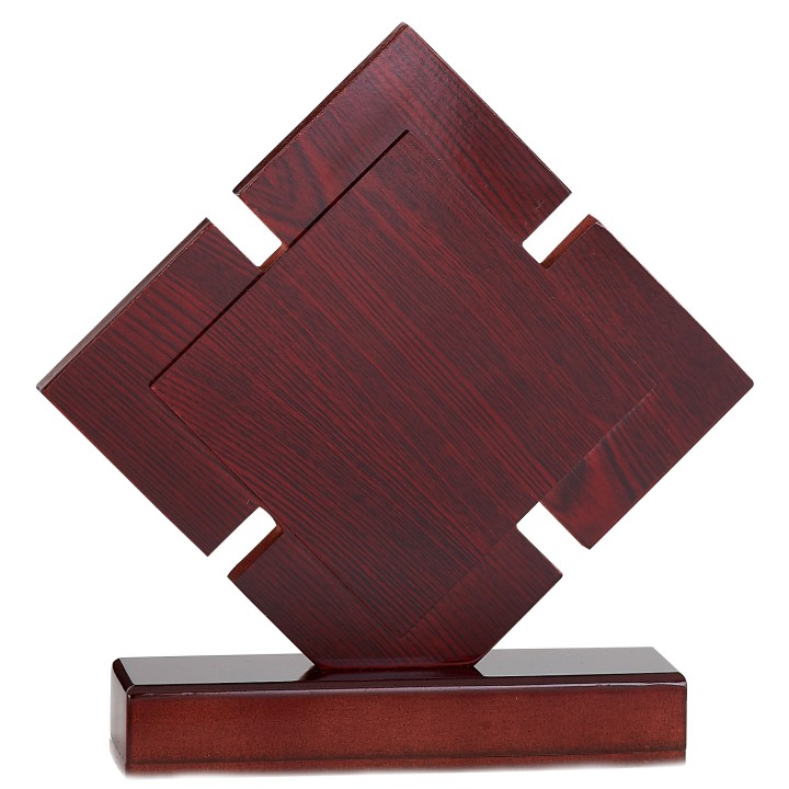 TROFEO MADERA 19 CM (GP1-5)