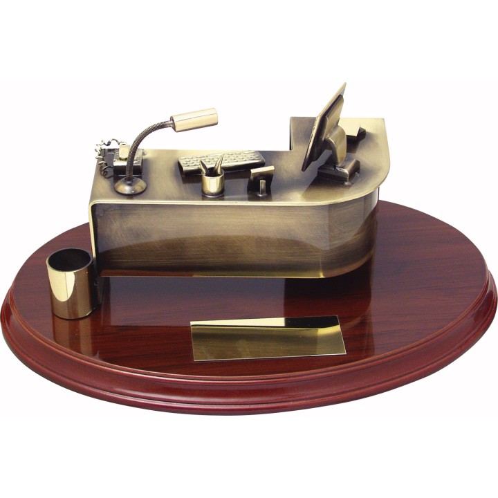 TROFEO SOLDART OFICINISTA 24 x 17 cm