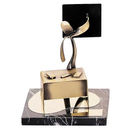 TROFEO SOLDART MAESTRA 18 x 14 cm