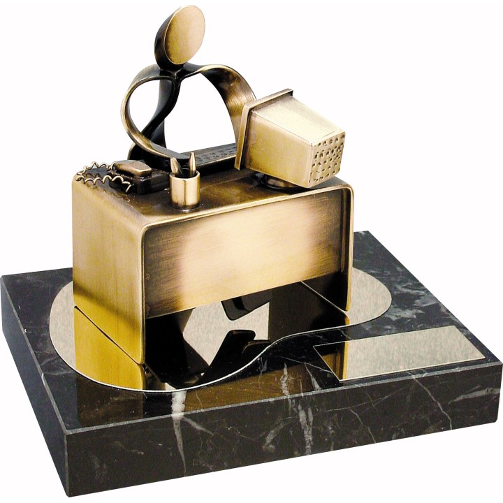 TROFEO SOLDART OFICINISTA 18 x 14 cm