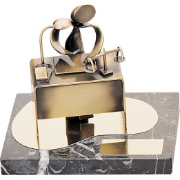 TROFEO SOLDART ABOGADO 18 x 14 cm