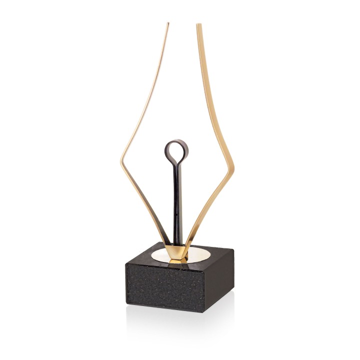 TROFEO SOLDART LITERATURA 23 cm