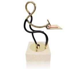 TROFEO SOLDART LITERATURA 17 cm